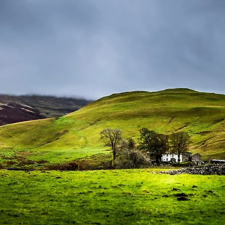 The Hayloft, Lakes & Dales Nateby