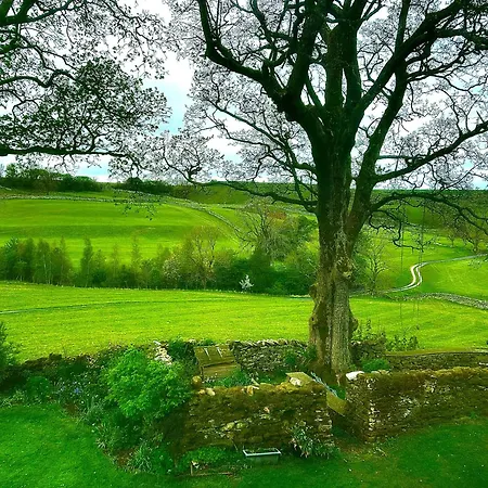 The Hayloft, Lakes & Dales Holiday home *