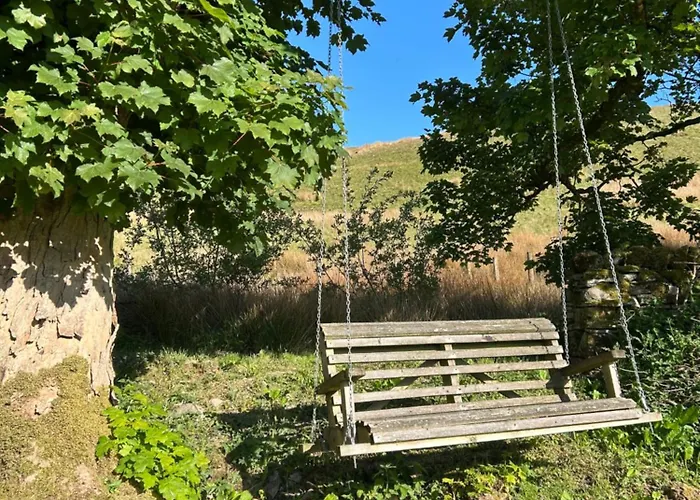 The Hayloft, Lakes & Dales בית נופש *