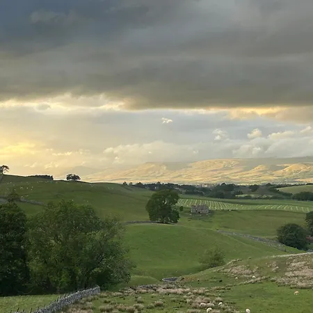 The Hayloft, Lakes & Dales Nateby (Cumbria)